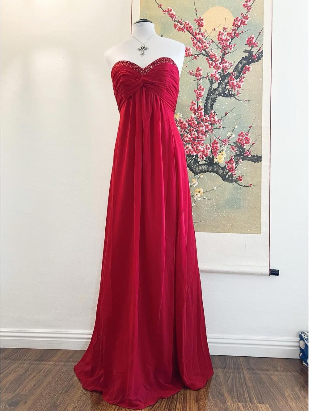 David’s Bridal Red Empire Waist Vampire goth Beaded Prom Dress Wedding Formal 8